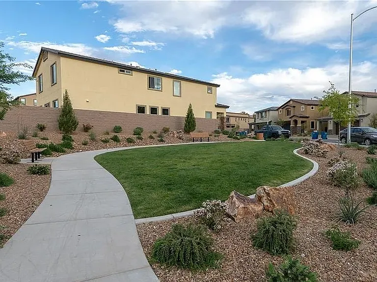 2934 Caxton Grove Dr — Photo 30