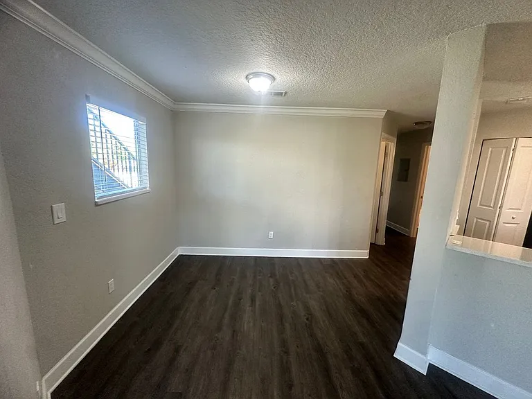 2568 Woodgate Blvd #107 — Photo 12