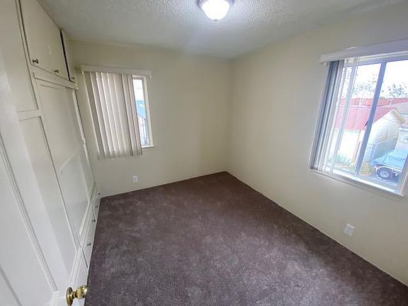 2nd image of 2022 Cabrillo Ave #1/2