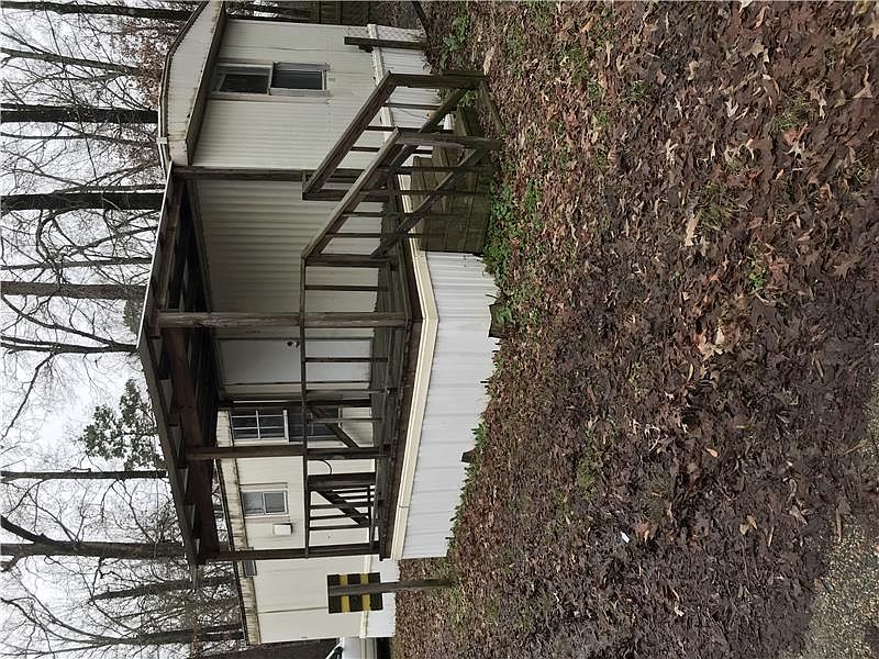 2nd image of 410 Brown St Lot 3