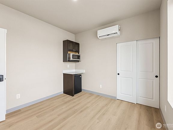 3rd image of 906 104th Street Ct S