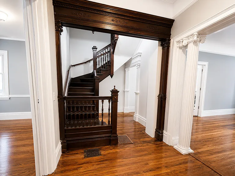 205 E Prospect Ave — Photo 11