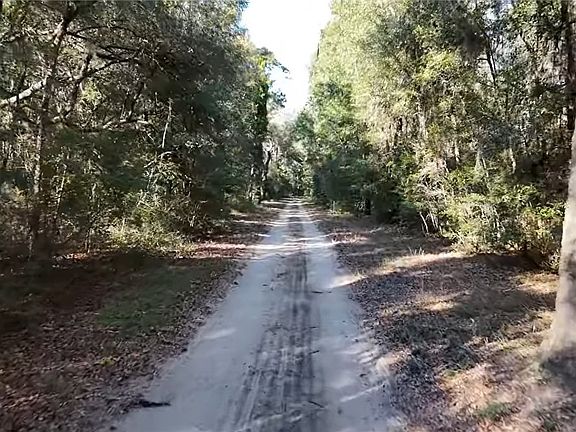 3rd image of 2421 NE Johnson Road