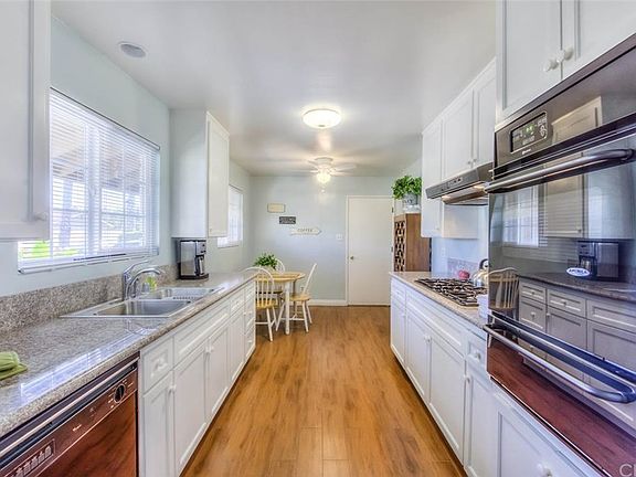 3rd image of 18112 Larkstone Dr