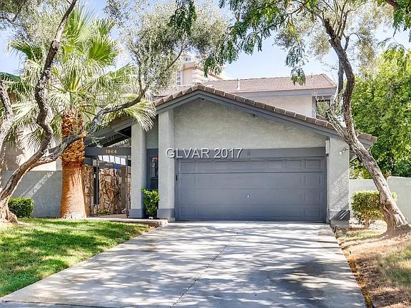 4th image of 1064 Pinehurst Dr
