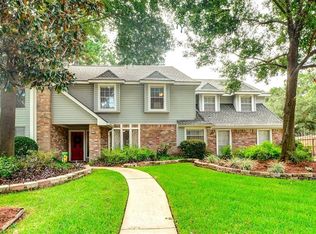 8235 Hollyleaf Dr, Spring, TX 77379