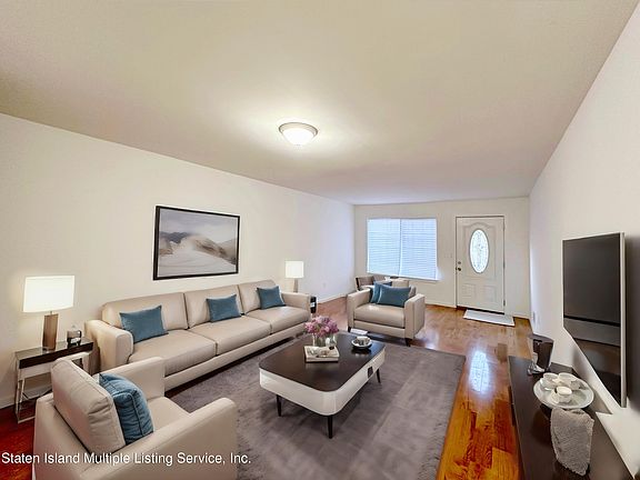 2nd image of 31 Scenic Ln
