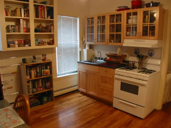 388 Highland Ave, Somerville, MA 02144