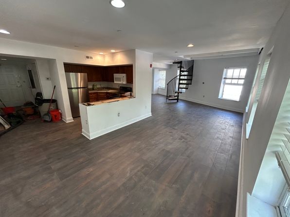 101 S Warren St #1