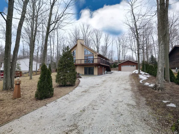 9 Carson Lake Cres, South Bruce Peninsula, ON N0H 2G0