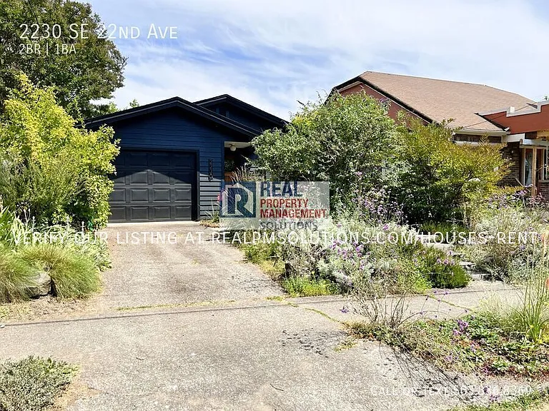 2230 SE 22nd Ave — Photo 42