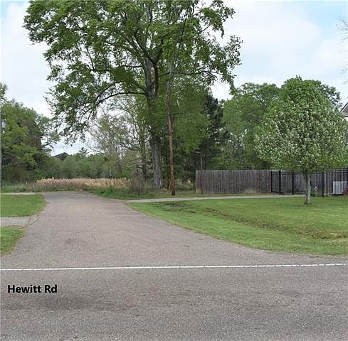 2nd image of Hewitt Rd