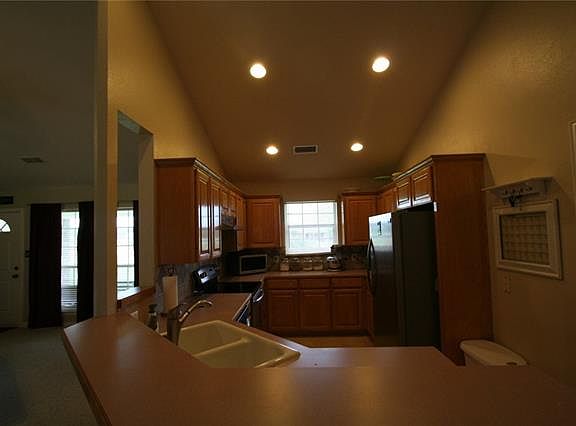 4th image of 117 Harli Dr