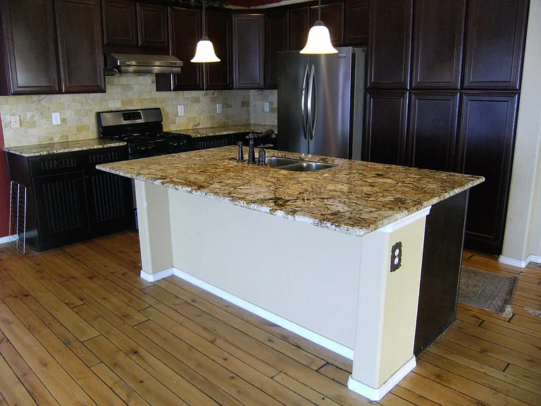 6970 Silverwind Cir — Photo 2