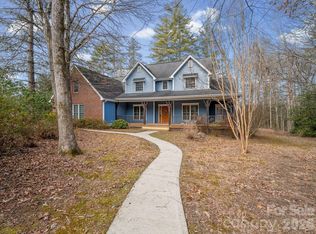 220 Jonathan Creek Dr, Etowah, NC 28729