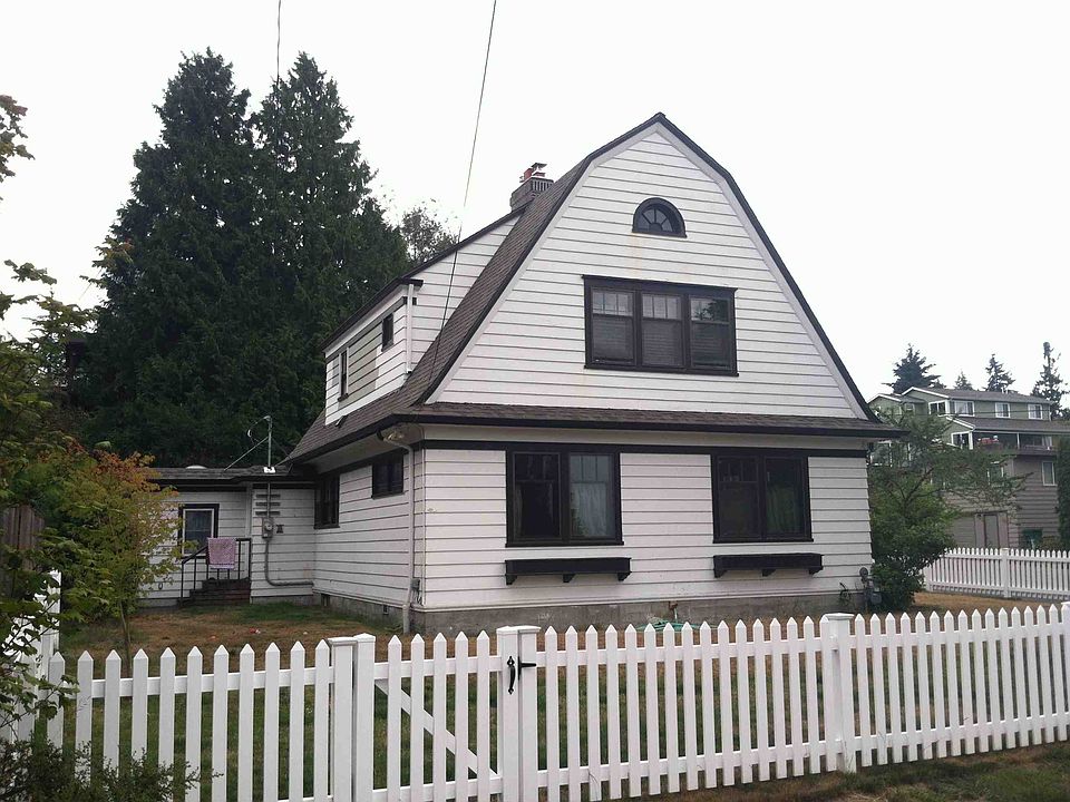 2nd image of 2808 NE 82nd St
