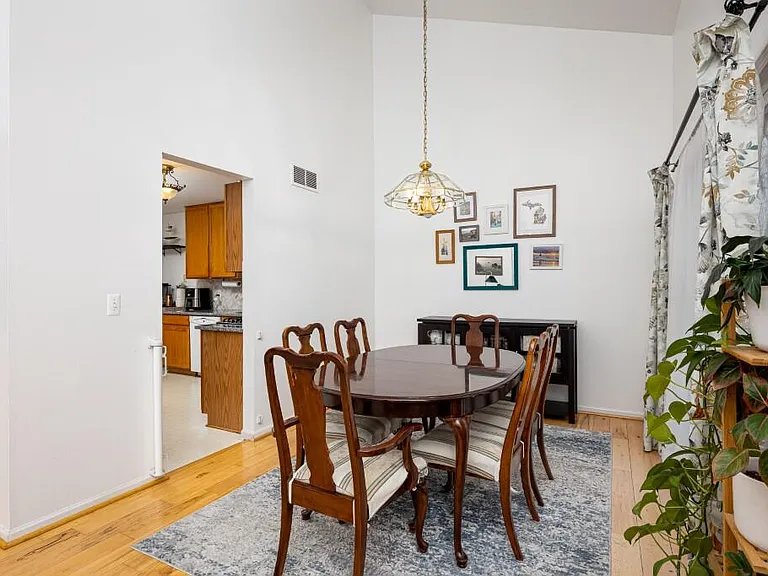 3339 Elsinore Ct — Photo 18