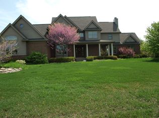 22290 Waterland Dr, Northville, MI 48167