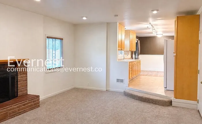 104 Princeton Rd — Photo 9