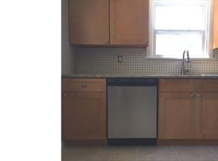 917 Bentley Rd, Lindenwold, NJ 08021