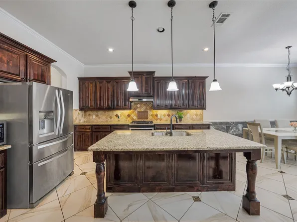 312 Silvery Pine Ave, Wylie, TX 75098