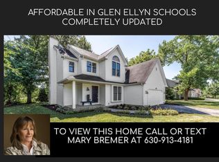 289 S President St, Carol Stream, IL 60188