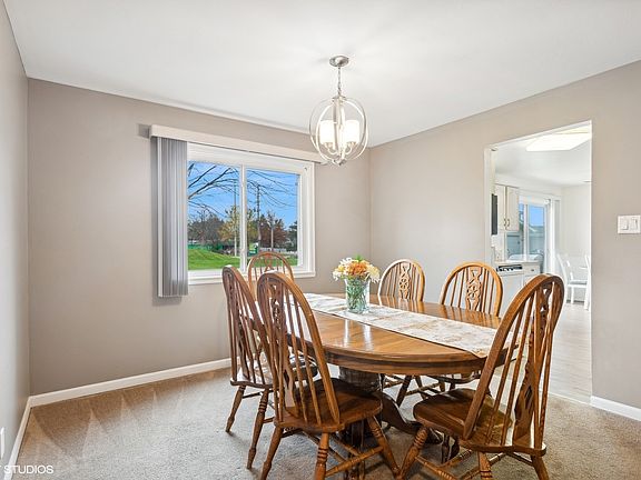 4th image of 1167 Foxboro Ct #0