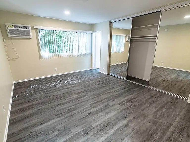4950 Coldwater Canyon — Photo 15