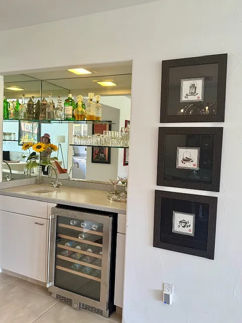 Bar with wine cooler.