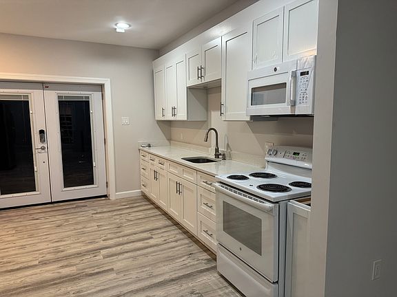 2nd image of 1055 Kinglet Ct