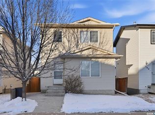 154 Blakeney Cres, Saskatoon, SK S7L7N4