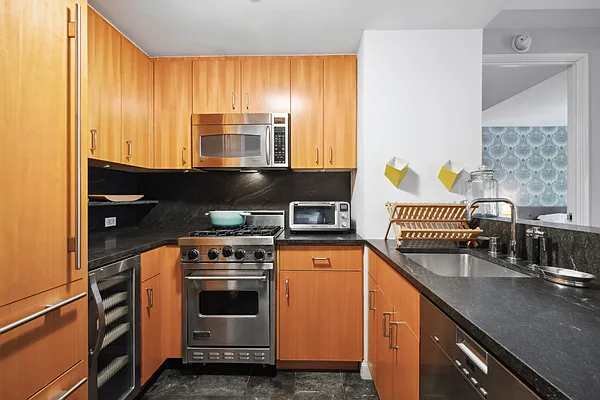Rented by Douglas Elliman | media 4