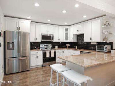 126 Manchester Court, Red Bank, NJ, 07701