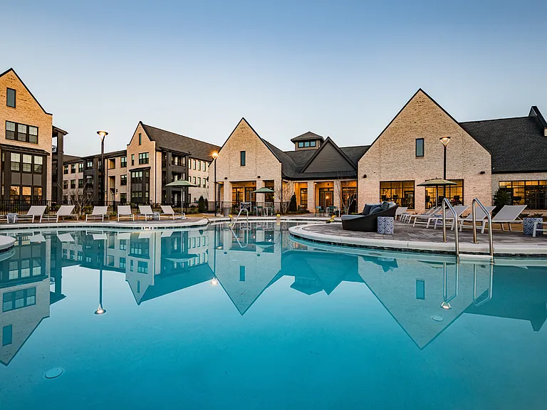 Resort-style Swimming Pool with Tanning Ledges
