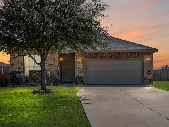 8500 Muir Dr, Fort Worth, TX 76244