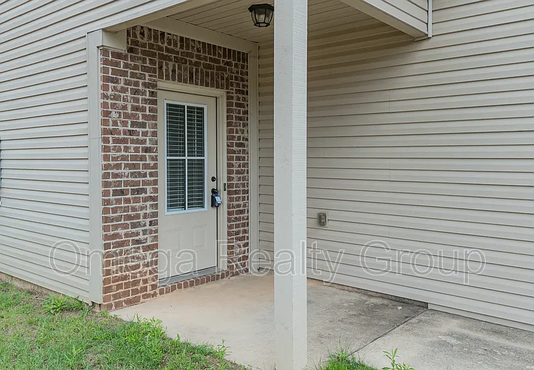 4560 Barretts Trace Blvd — Photo 4