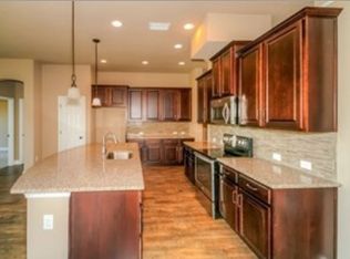 1040 Tracey Ann Loop, Seffner, FL 33584