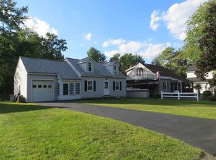 929 Mohegan Rd, Niskayuna, NY 12309