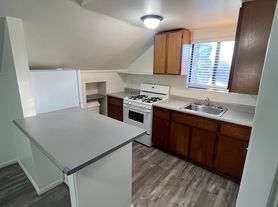 332 W 29th St, San Bernardino, CA