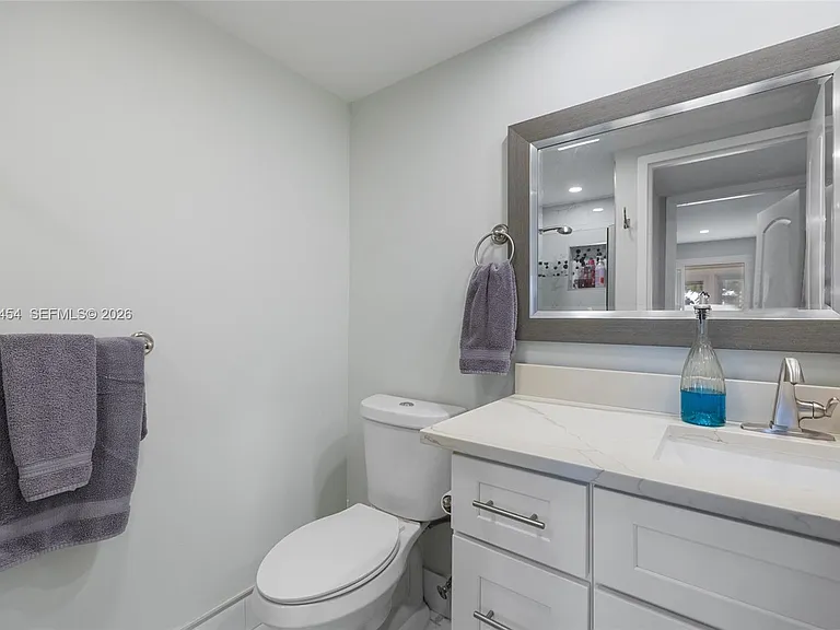 72 Monaco Ct #72-B — Photo 16