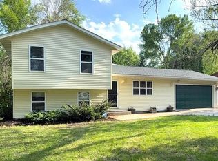 403 Medayto Dr, Spicer, MN 56288