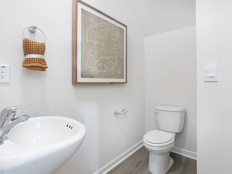 5500 Avery Dr — Photo 10