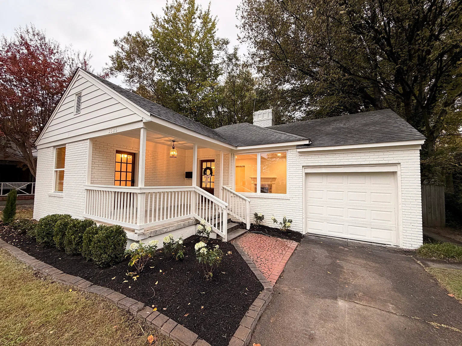 3 bed, $2,400 — Photo 1