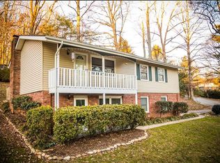 8 Laurel Park Dr, Arden, NC 28704