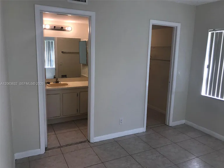 6796 Palmetto Cir S #101 — Photo 10