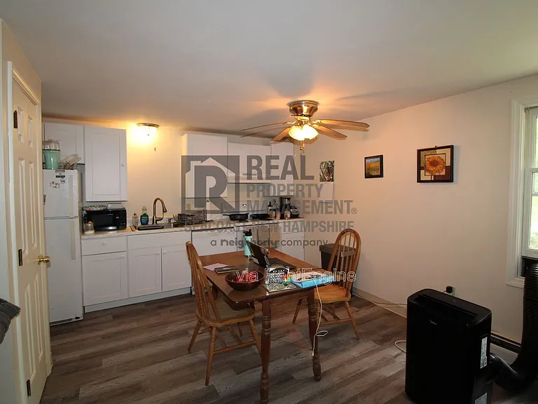 28 Ivy Ln #5 — Photo 5
