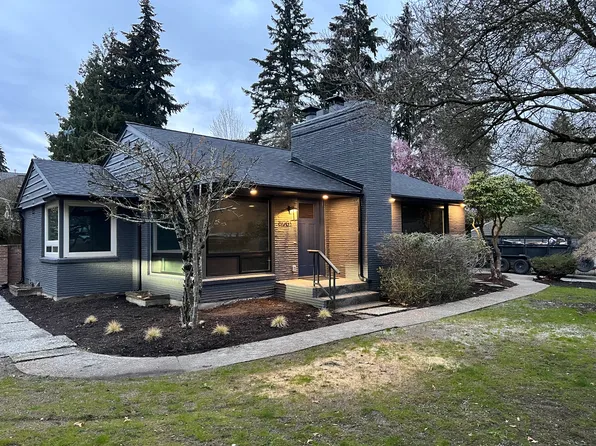 8903 35th Ave NE, Seattle, WA 98115