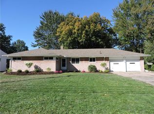 274 Jaycox Rd, Avon Lake, OH 44012