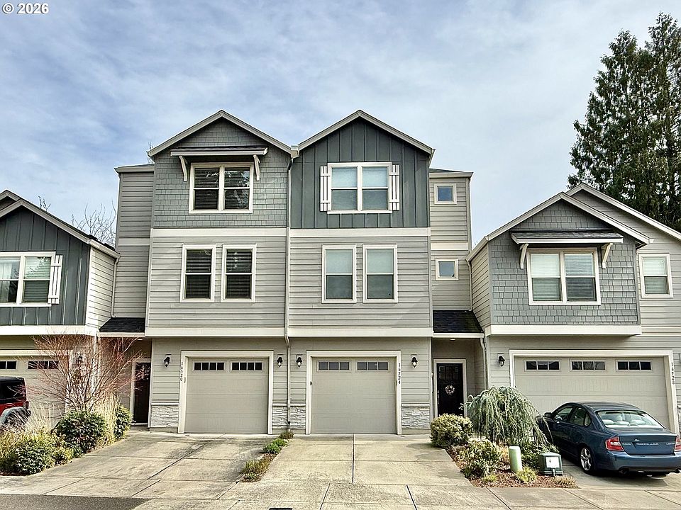 1st image of 16524 SE 40th Cir