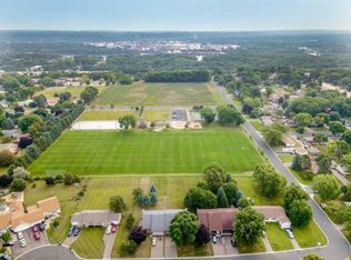 6852 Craig Ct, Inver Grove Heights, MN 55076